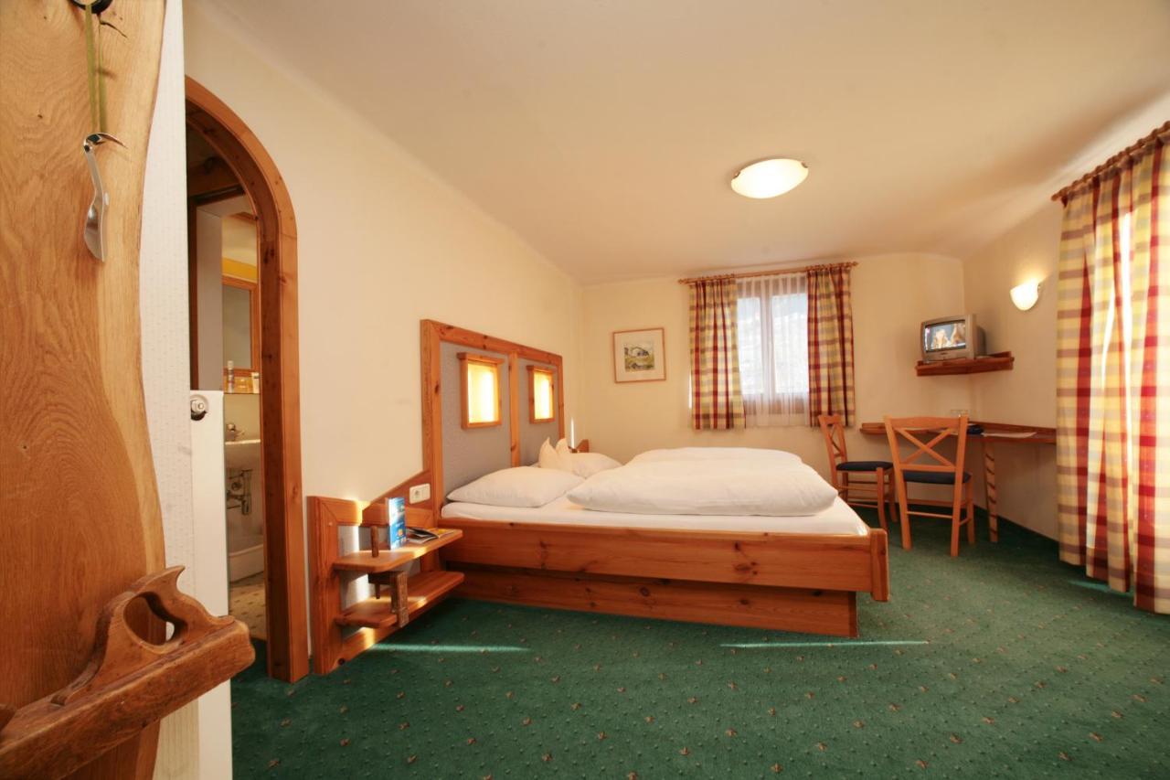 Pension Lachmayr Kaprun Rum bild