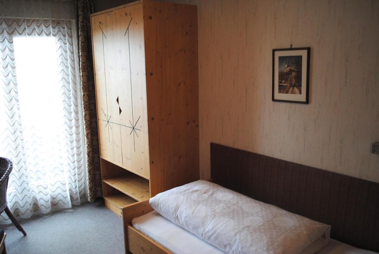 Pension Lachmayr Kaprun Rum bild