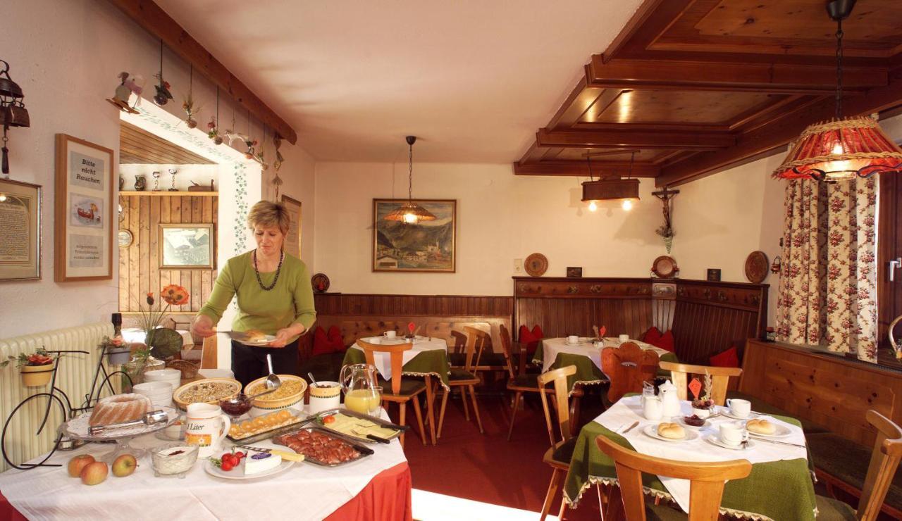 Pension Lachmayr Kaprun Exteriör bild
