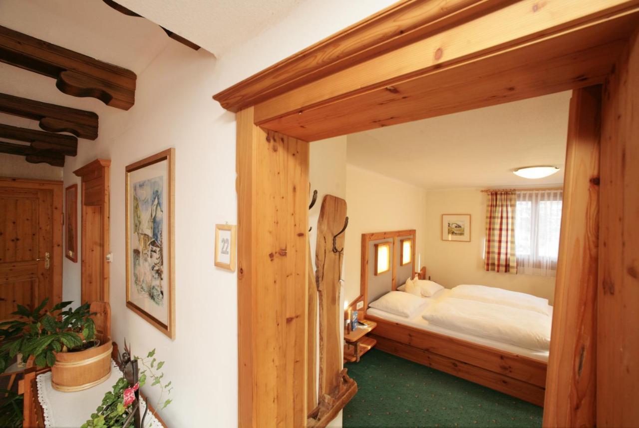 Pension Lachmayr Kaprun Exteriör bild